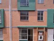 VENTA DE CASA DE 3 PISOS EN CONJUNTO EN BOGOTA ID 780