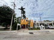 Venta de Casa de 3 Recámaras en Privada en Chuburna de...