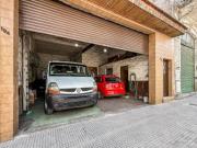 Venta de casa de 4 Ambientes en Boedo, con 2 patios y...