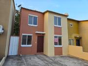 Venta de Casa de 4 dormitorios, 2 pisos, amplio Patio...