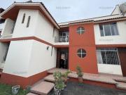 Venta de casa de 4 dormitorios con jardín, terraza y bbq...