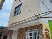 Venta de casa de 4 pisos en Barrios Altos