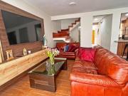 Venta de Casa de 4 Pisos – Santiago de Surco