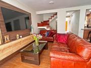 Venta de Casa de 4 Pisos – Santiago de Surco