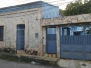 Venta de Casa de 513 mtrs a una cuadra de Av Cedeño,...