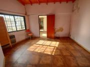 VENTA DE CASA DE 5 AMBIENTES A REFACCIONAR VENTA DE CASA DE 5 AMBIENTES A REFACCIONAR