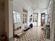 VENTA DE CASA DE CINCO DORMITORIOS ZONA CENTRO A METROS...