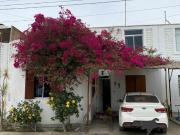 Venta de Casa de Dos Pisos con Excelente Ubicación y...