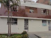 Venta De Casa De Dos Pisos Y Azotea En Los Olivos,...