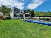 Venta de casa de lujo con alberca en Tequesquitengo,...