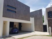 VENTA DE CASA DE LUJO EN PLAYA DEL CARMEN DE 500M2 EN...