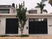 Venta de casa de tres recamaras salida a Pátzcuaro las...