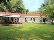 Venta de casa de un nivel en condominio, Lomas de...