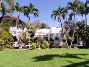 Venta de casa de un nivel en fraccionamiento con...