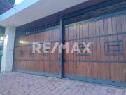 Venta de Casa de UNA PLANTA DE 3 habitaciones CON JARDÍN 3