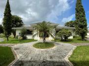 Venta de casa de una planta de 5 Habitaciones en Montes...