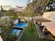 Venta de casa dentro de fraccionamiento en Acapatzingo,...