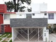 Venta de casa dentro de Fraccionamiento en Xonacatepec