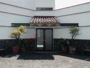 Venta de casa dentro de Fraccionamiento Limoneros, al...