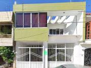 VENTA DE CASA EB TEPIC NAYARIT A UN EXCELENTE PRECIO!...
