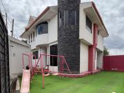 Venta de Casa en Ambato sector Huachi Belén, sector...