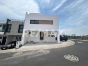 Venta de Casa en Aqua III Zona Esmeralda Atizapán de...