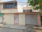 VENTA DE CASA EN Av. Villahermosa 432, Zona Sin...