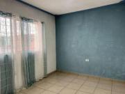 VENTA DE CASA EN AVENIDA PRINCIPAL 4