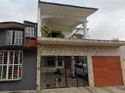 VENTA DE CASA EN AZALEA JARDIN CORDOBA VER. MM