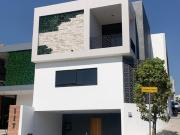 VENTA DE CASA EN BARRANCA DEL REFUGIO