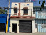 Venta de Casa en Blvd. Torres Landa: *Casa con Potencial...