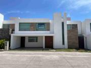 Venta de Casa en bonita privada, Pachuca