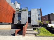 VENTA DE CASA EN BOSQUE REAL EN PRIVADA CON JARDIN, ROOF...