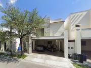 VENTA DE CASA EN BOSQUES DE LAS CUMBRES, MONTERREY, N.L