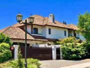 Venta De Casa En Bosques De Montemar Con Piscina