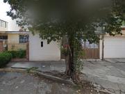 VENTA DE CASA EN BOSQUES DEL VALLE, 55717 SAN FRANCISCO...