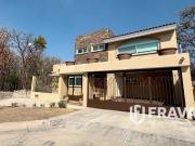 VENTA DE CASA EN BUGAMBILIAS