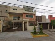 Venta de Casa en C. Francisco de Montejo, Cd. Satélite,...
