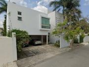 VENTA DE CASA EN CALLE 14 FRACCIONAMIENTO MONTEBELLO... VENTA DE CASA EN CALLE 14 FRACCIONAMIENTO MONTEBELLO...
