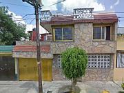 Venta de Casa en Calle 3 J. Sabadino 37, U.H. Vicente...
