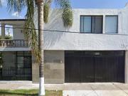 VENTA DE CASA EN CALLE MARGIL DE JESUS CIRCUNVALACION...