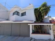 VENTA DE CASA EN CALLE MONTES URALES TEPIC NAYARIT