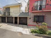 VENTA DE CASA EN CALLE OASIS 16 COLONIA CLAVERIA...