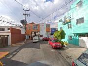 Venta de Casa en Calle Plan de Guadalupe Col. Santa...