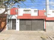 Venta de Casa en Calzada Independencia Norte,...