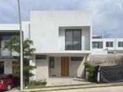 VENTA DE CASA EN CAPITAL NORTE COTO SIVEC