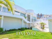 Venta Casa en Casuarinas Sur532m² Jardín Jacuzzi Terraza