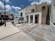 Venta de Casa en Cañadas del Arroyo