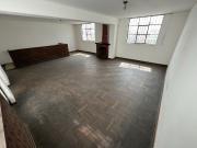 VENTA DE CASA EN CHACLACAYO 3 PISOS + LOCAL COMERCIAL