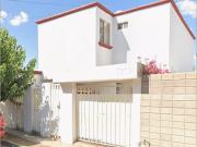 VENTA DE CASA EN CHIHUAHUA, PRIV DE JOSE MARIA MATA 3704